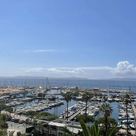 Magnifique T3 Climatise Avec Vue Sur - Fr-1-308-179 * Le Lavandou