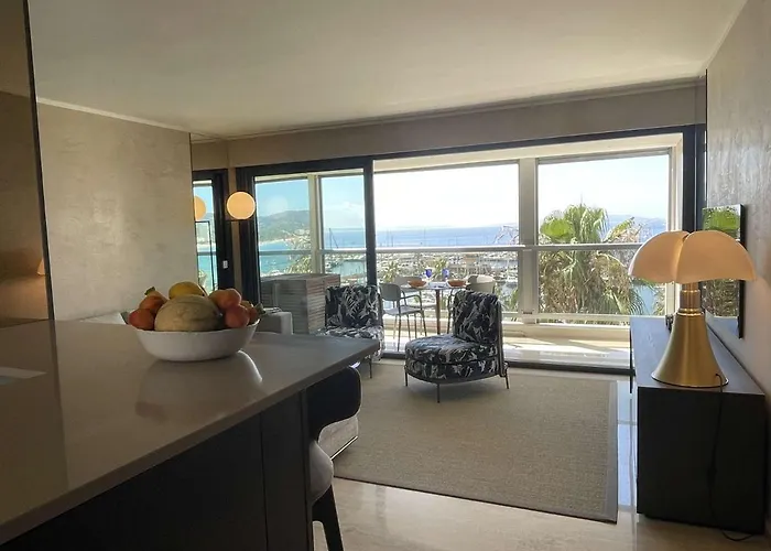 Apartman Luxueux Climatise Au Lavandou - Fr-1-308-179 Le Lavandou